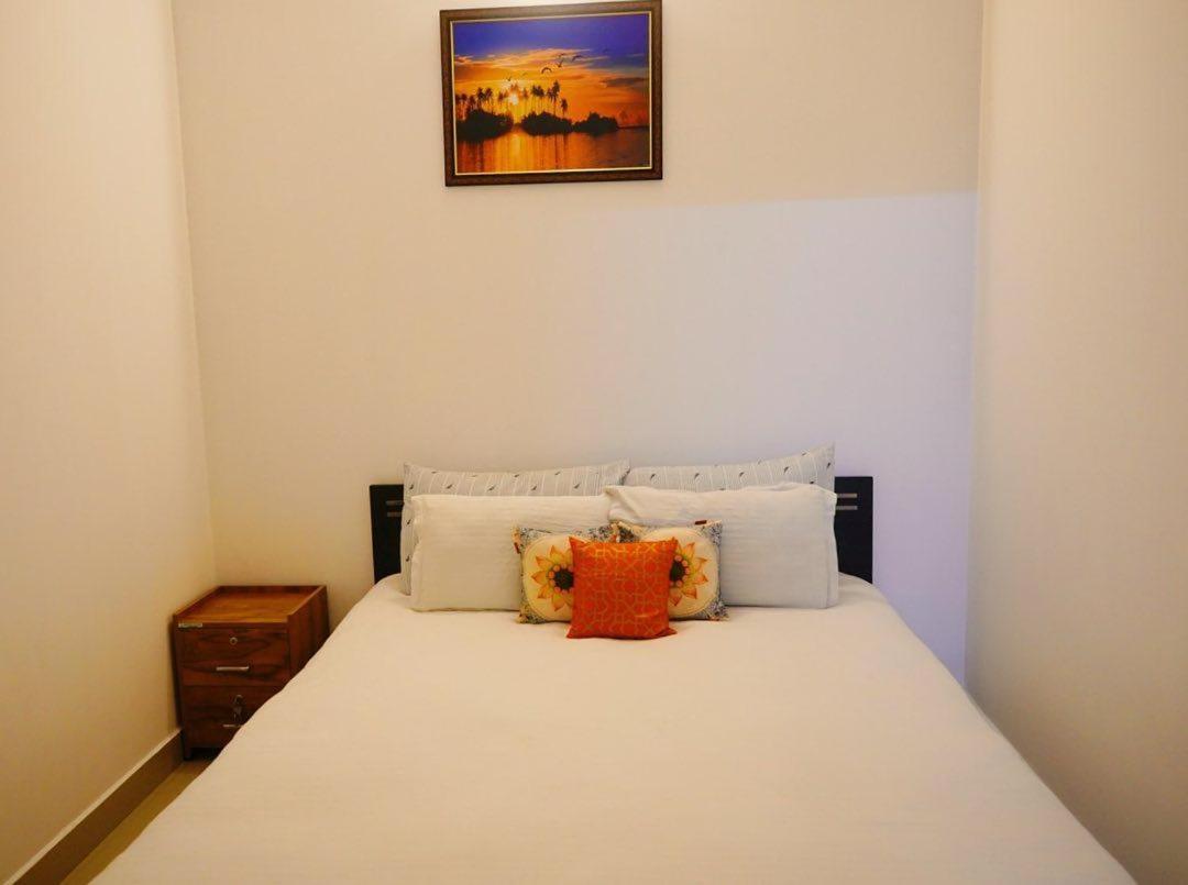 Fortis Rooms Kochi Exterior photo